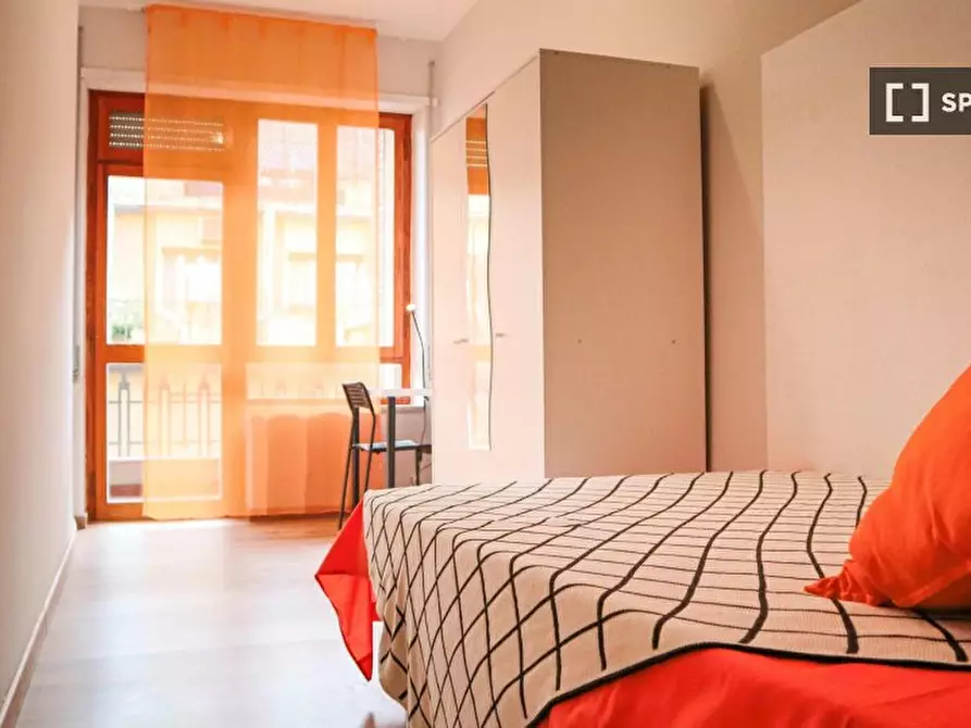 Immagine 6 di Camera condivisa in affitto  in Via tigellio a Cagliari