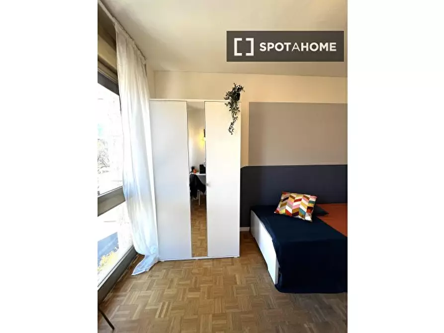 Immagine 3 di Camera condivisa in affitto  in Novembre 132 a Trento