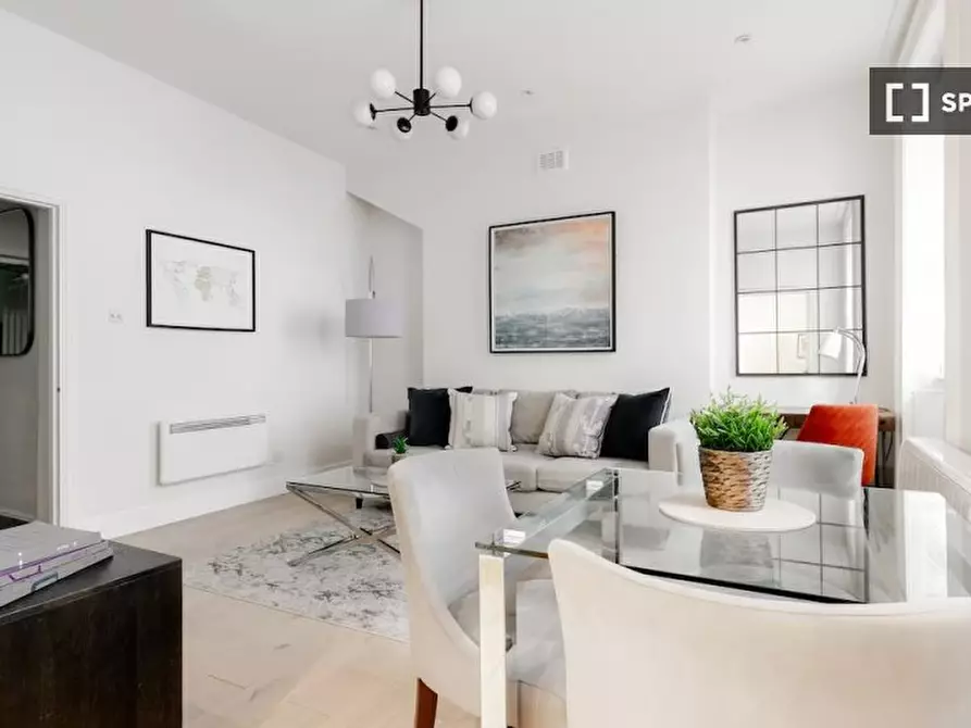 Immagine 5 di Appartamento in affitto  in -41 Nottingham Pl a Paddington