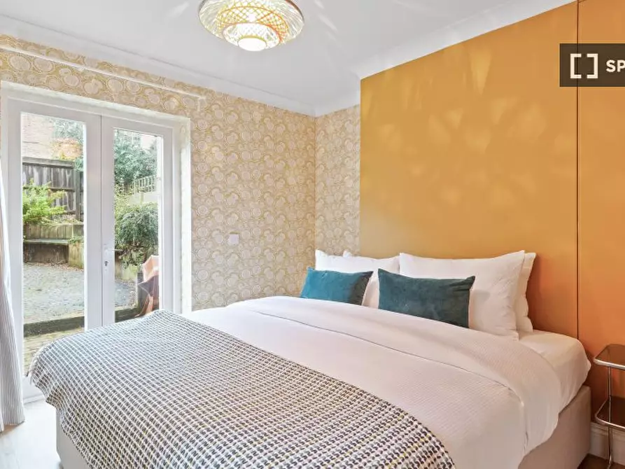 Immagine 4 di Appartamento in affitto  in Gayville Rd SW a Wandsworth