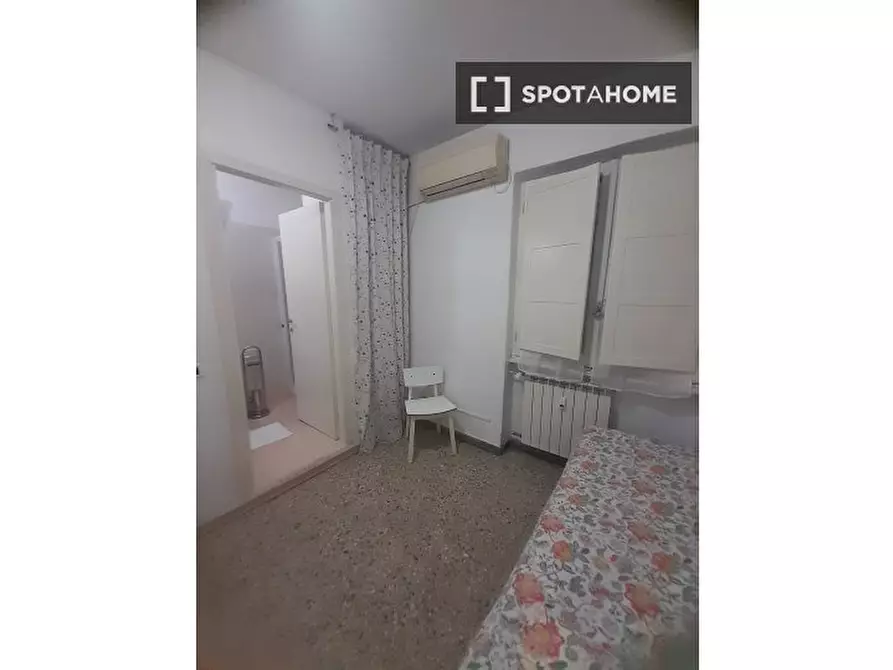 Immagine 14 di Camera condivisa in affitto  in Via Domenico Cucchiari a Roma
