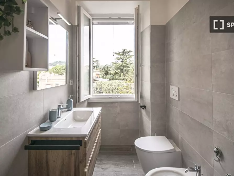 Immagine 4 di Appartamento in affitto  in Via Donatello a Roma