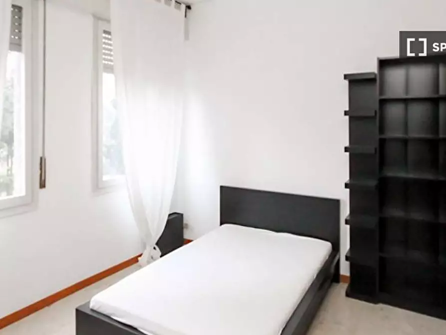 Immagine 6 di Camera condivisa in affitto  in Via Bartolomeo D'Alviano a Milano