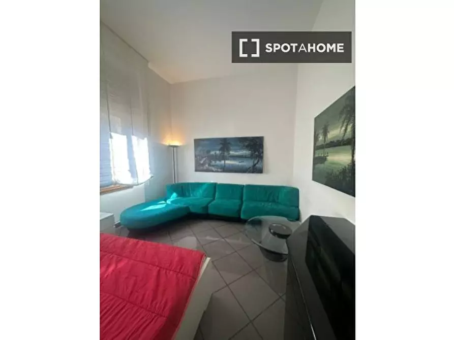 Immagine 12 di Camera condivisa in affitto  in Via Giordano Bruno a Firenze