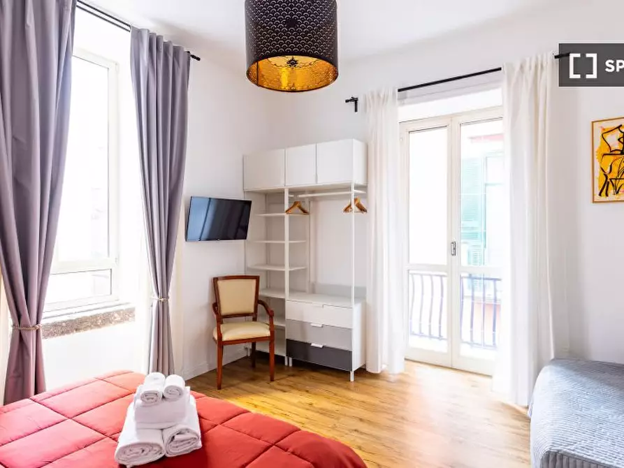 Immagine 13 di Appartamento in affitto  in Via Speranzella a Napoli