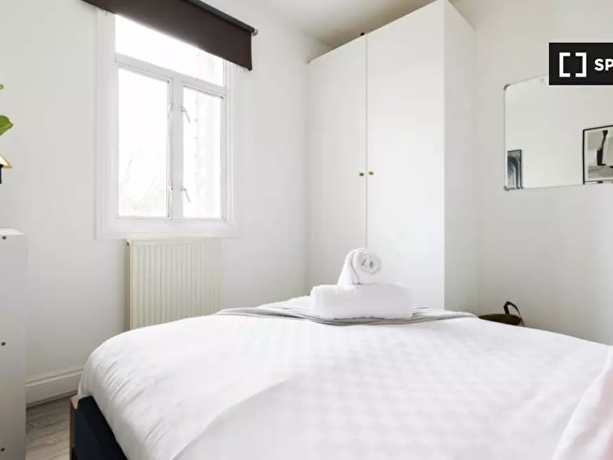 Immagine 11 di Appartamento in affitto  in Goldhawk Rd a Hammersmith