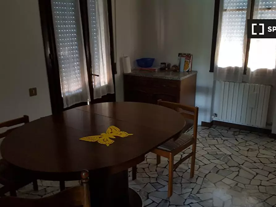 Immagine 19 di Camera condivisa in affitto  in Via Plebiscito a Padova