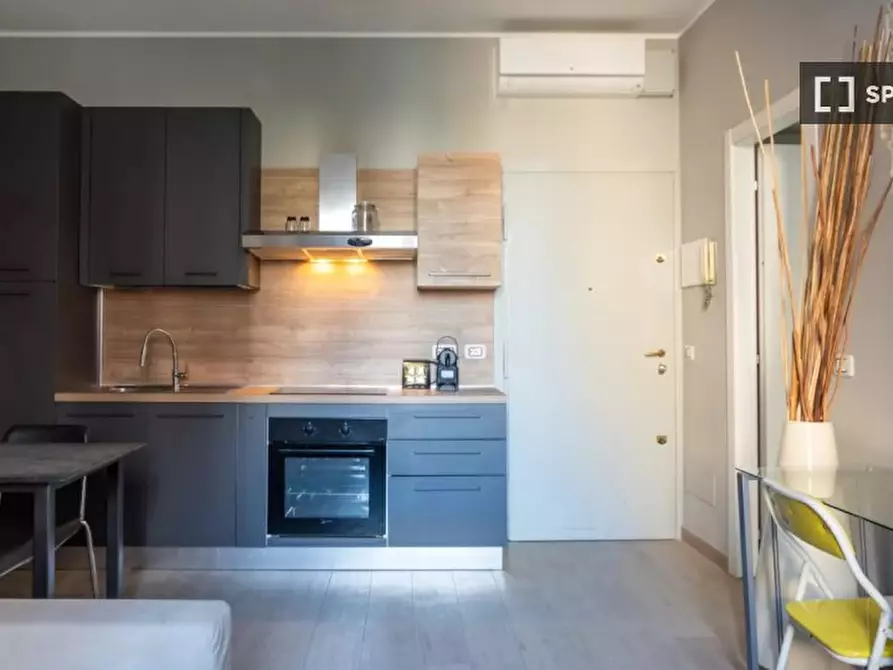 Immagine 2 di Appartamento in affitto  in V.le Bligny a Milano