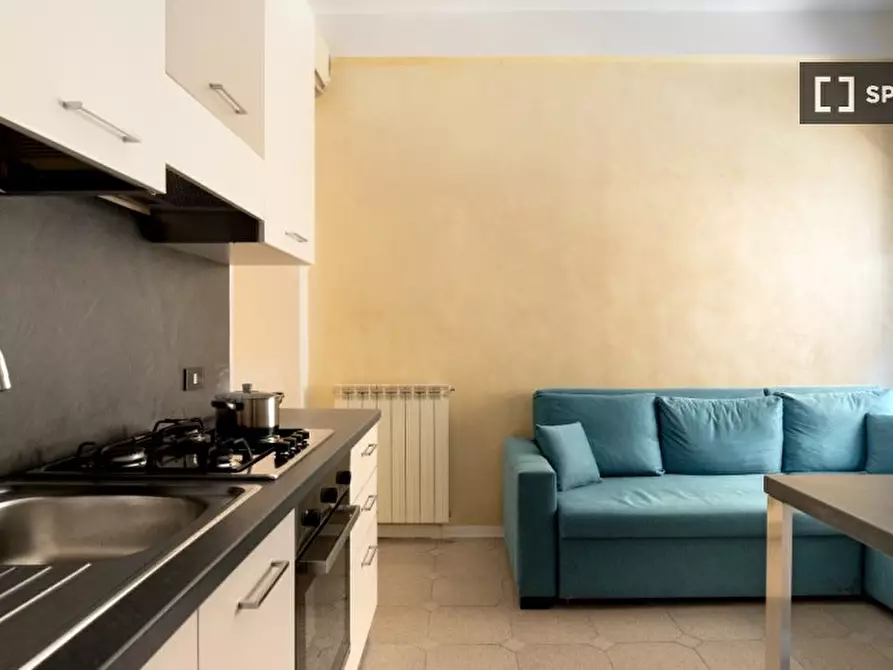 Immagine 3 di Appartamento in affitto  in Via Tuscolana a Roma