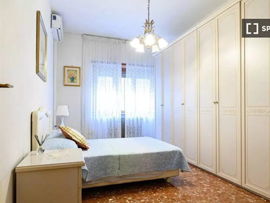 Immagine 13 di Appartamento in affitto  in Via Piegaro a Roma