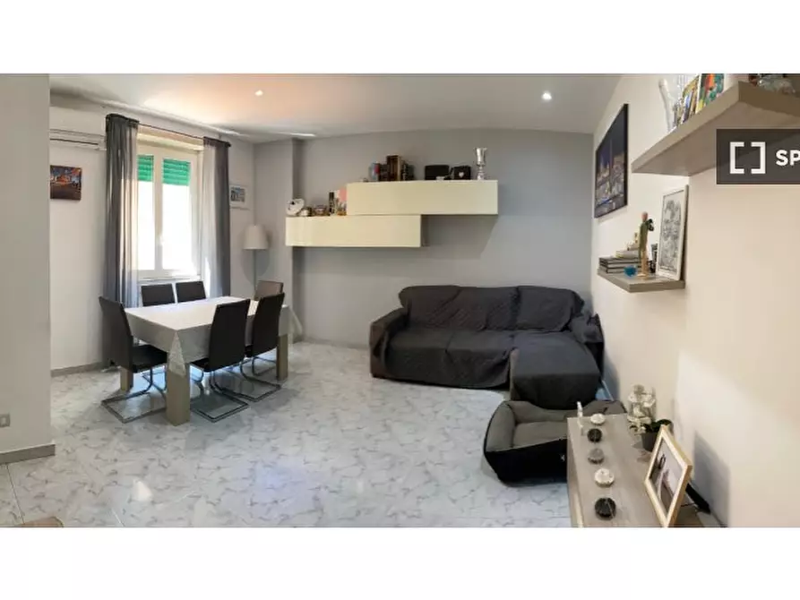 Immagine 1 di Appartamento in affitto  in Via Gian Luca Squarcialupo a Roma
