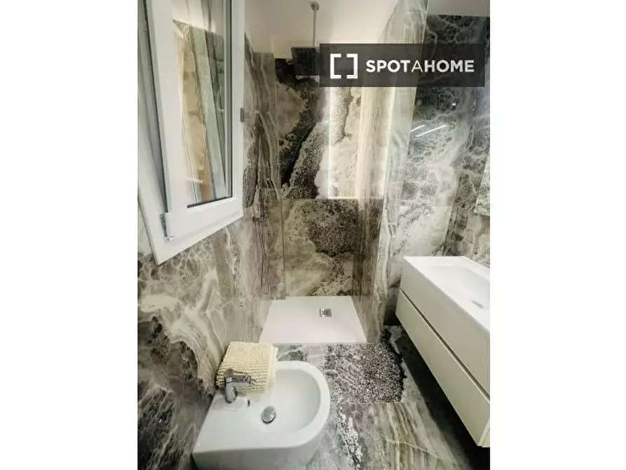Immagine 14 di Ufficio in affitto  in Via San Domenico a Bologna