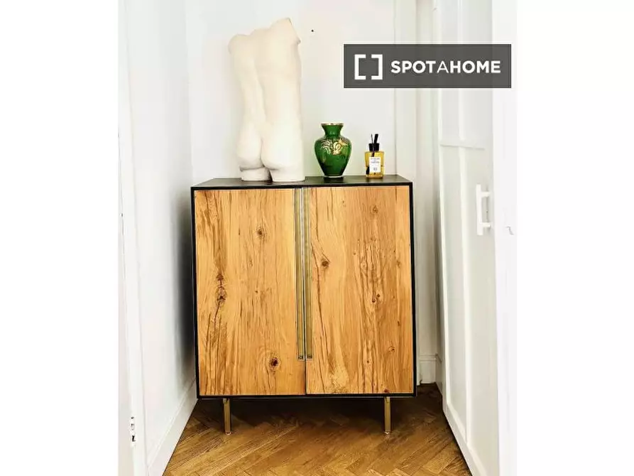 Immagine 5 di Appartamento in affitto  in Finborough Road a Kensington