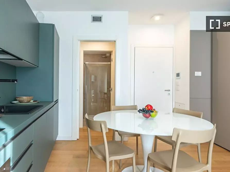 Immagine 8 di Ufficio in affitto  in Via Errico Petrella a Milano