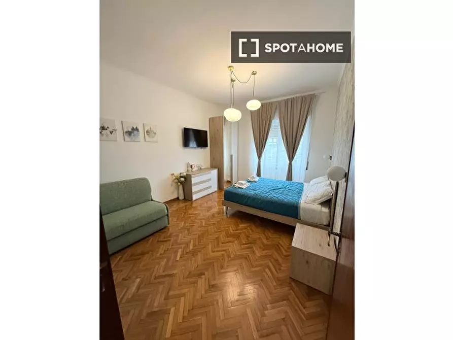 Immagine 18 di Camera condivisa in affitto  in Via Romeo Rodriguez Pereira a Roma