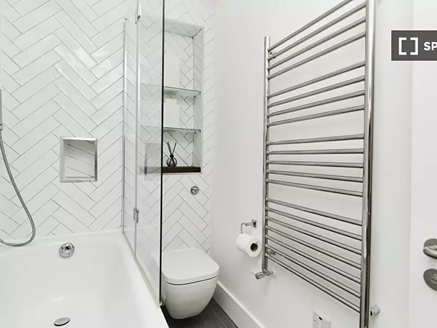 Immagine 19 di Appartamento in affitto  in Felgate Mews a Hammersmith