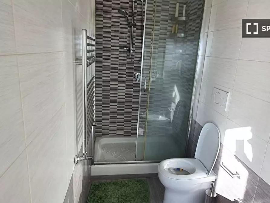 Immagine 13 di Camera condivisa in affitto  in V. Collatina a Roma