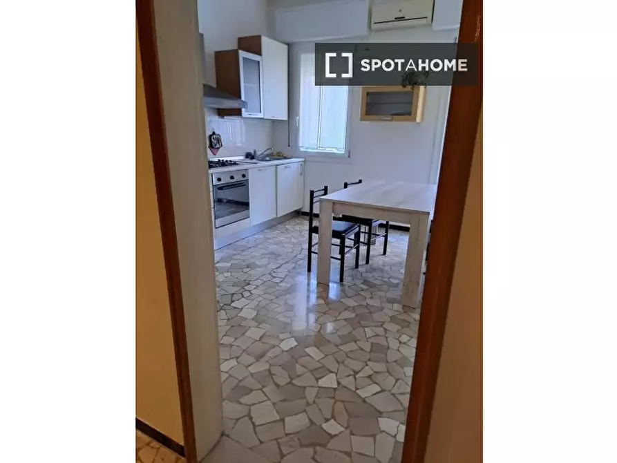 Immagine 8 di Appartamento in affitto  in Via Daniele Manin a Bologna