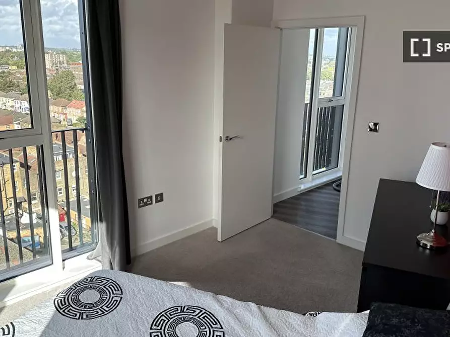 Immagine 9 di Appartamento in affitto  in Ilford Hill a Ilford