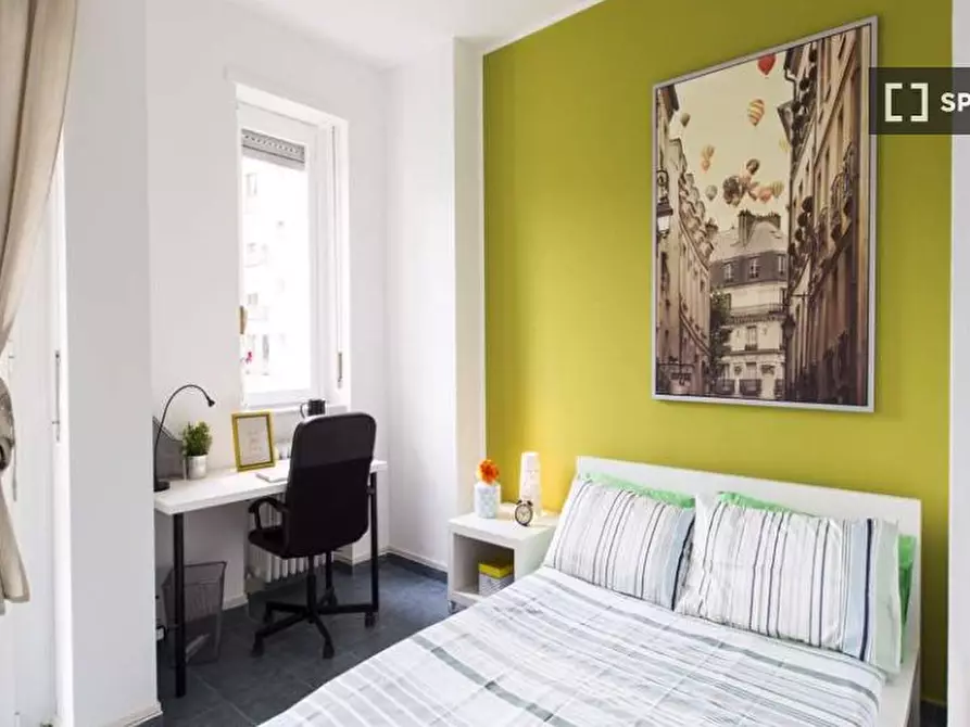 Immagine 1 di Camera condivisa in affitto  in Via dei Mandorli Milan a Monza