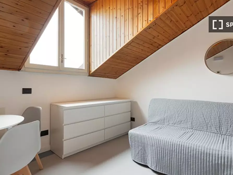 Immagine 4 di Ufficio in affitto  in Corso Magenta a Milano