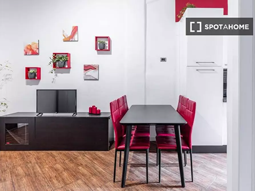 Immagine 4 di Appartamento in affitto  in Via degli Enotri a Roma