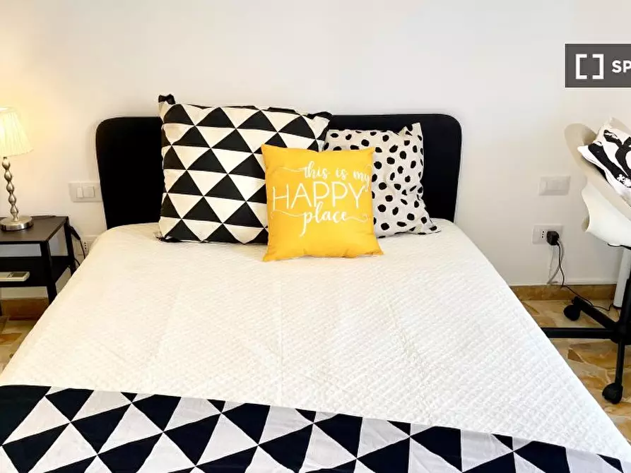 Immagine 8 di Camera condivisa in affitto  in VIA CADUTI DI CEFALONIA a Firenze