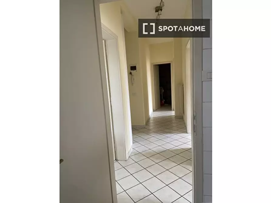 Immagine 12 di Camera condivisa in affitto  in Via Savonarola a Padova