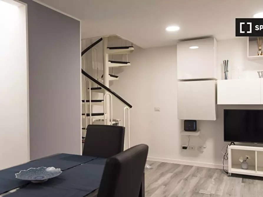 Immagine 16 di Appartamento in affitto  in Via Ariberto a Milano