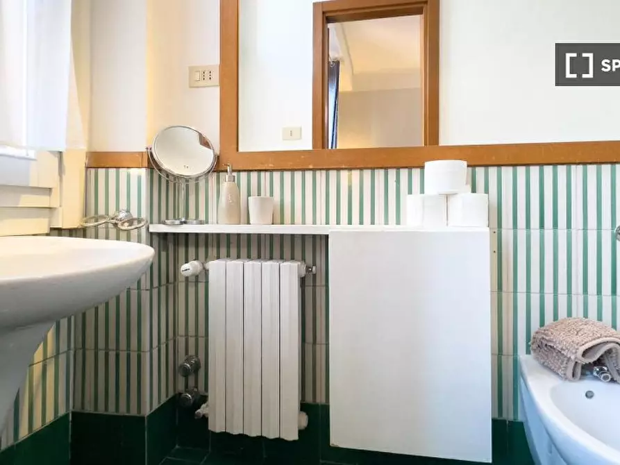 Immagine 8 di Ufficio in affitto  in Viale Premuda a Milano