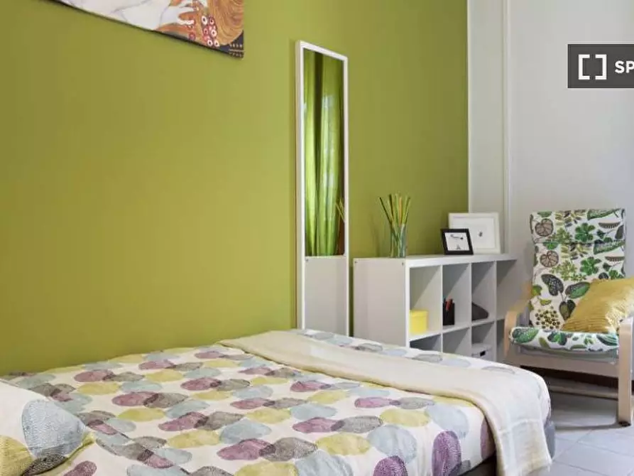 Immagine 1 di Camera condivisa in affitto  in Via Francesco Arese a Milano