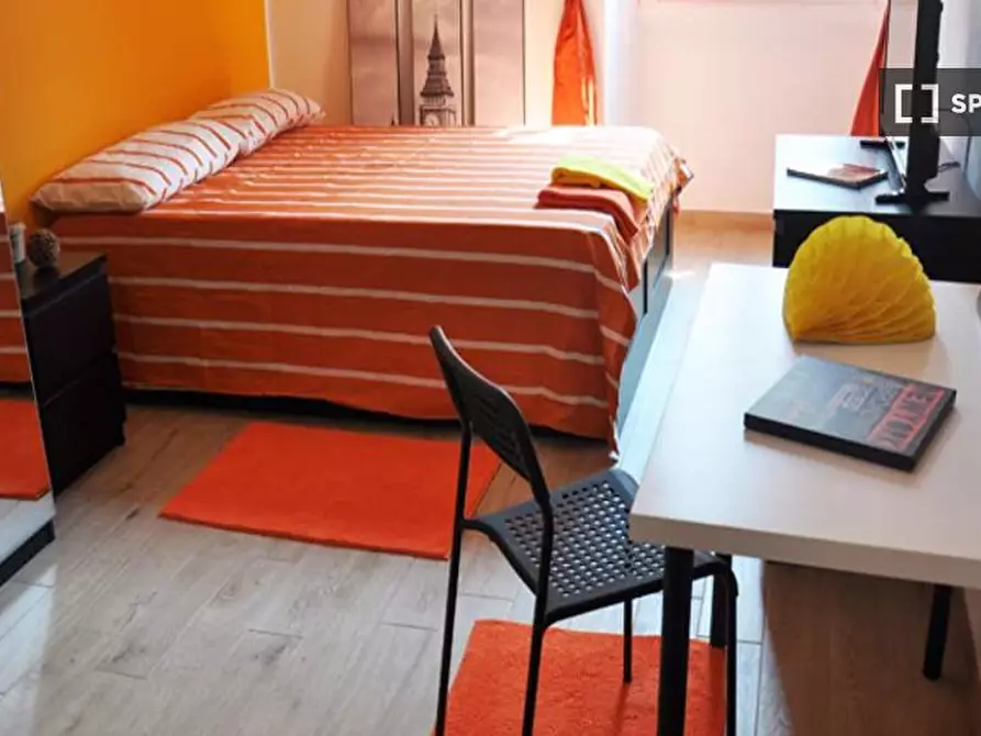 Immagine 3 di Camera condivisa in affitto  in Via Mauro Macchi a Milano