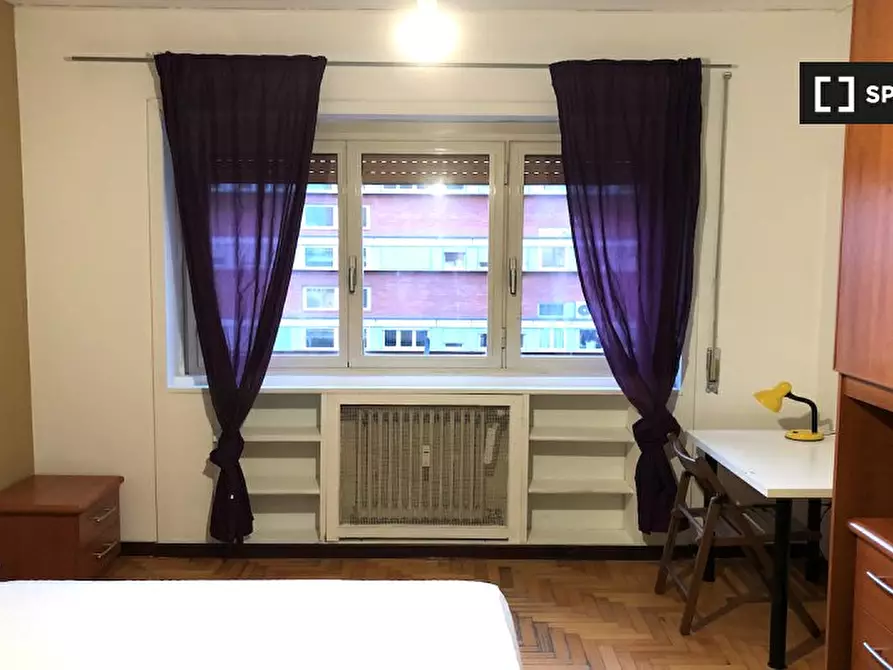 Immagine 2 di Camera condivisa in affitto  in Via Gregorio Ricci Curbastro, 00149 Roma RM, Italy a Roma