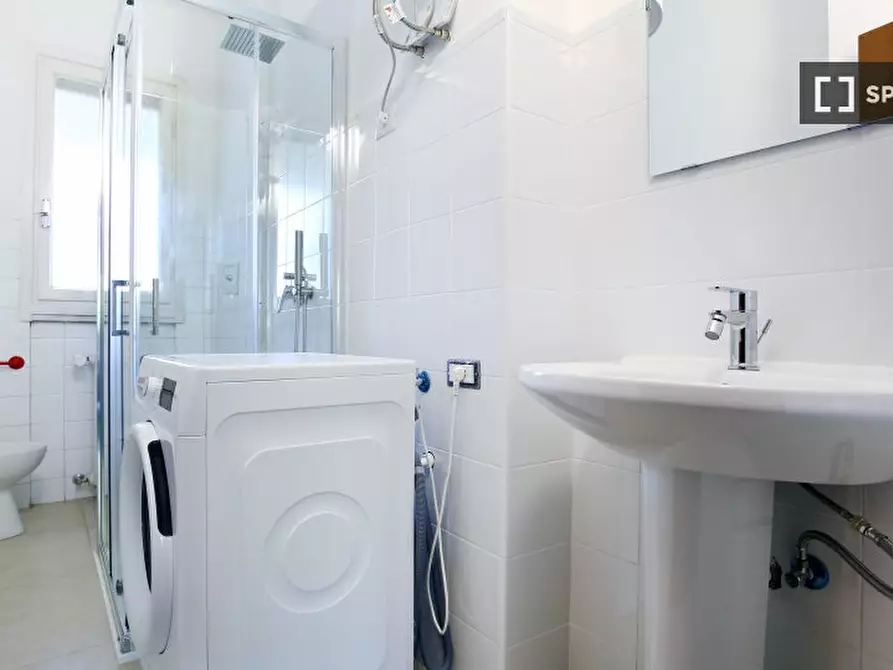 Immagine 15 di Camera condivisa in affitto  in Via Carlo Marx a Milano