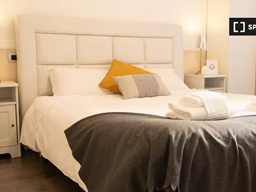 Immagine 16 di Appartamento in affitto  in Via Galvani a Roma