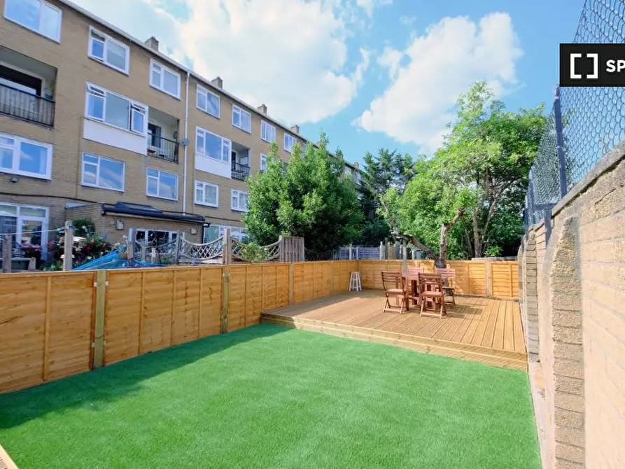 Immagine 3 di Camera condivisa in affitto  in Hereford St a Poplar