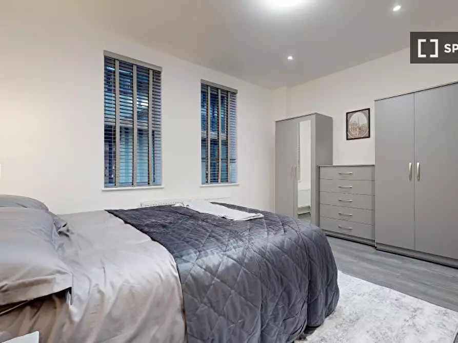 Immagine 10 di Appartamento in affitto  in Blenheim Gardens a Brent