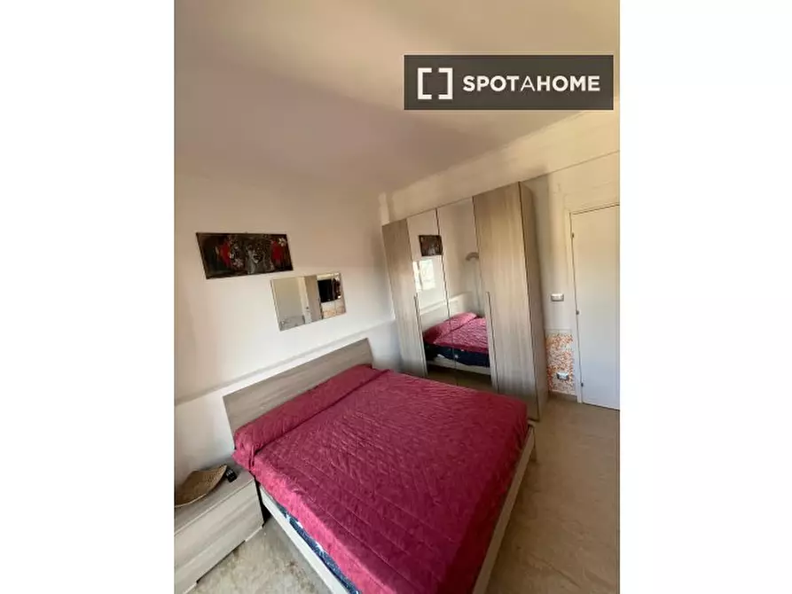 Immagine 4 di Camera condivisa in affitto  in Via Carmelo Onorato a Genova