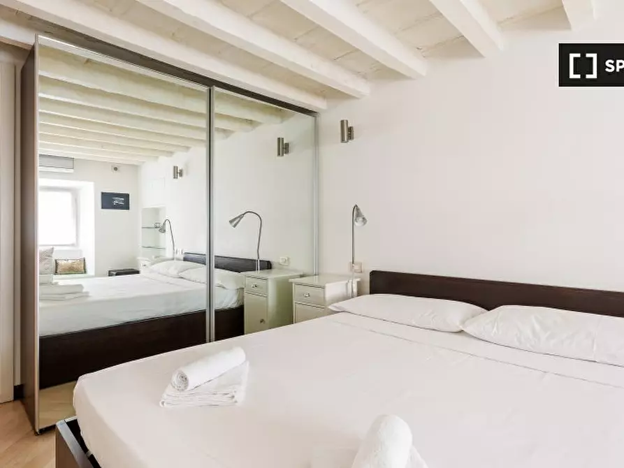 Immagine 16 di Appartamento in affitto  in Via Sant'Agnese a Milano