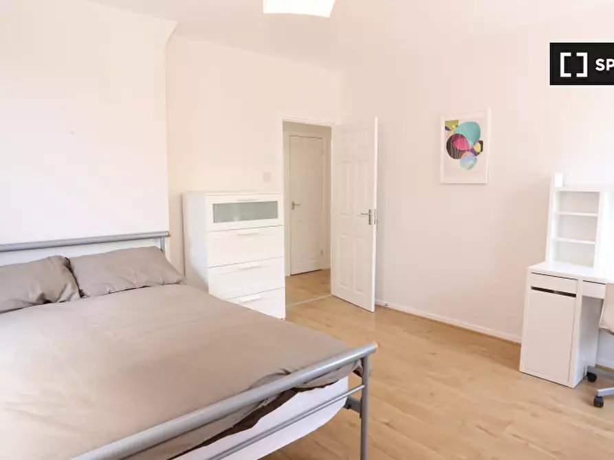 Immagine 12 di Camera condivisa in affitto  in Bromley High St a Poplar