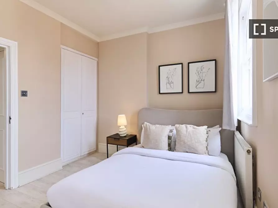 Immagine 7 di Appartamento in affitto  in Queensberry Place a Kensington