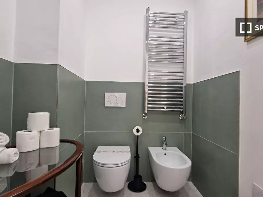 Immagine 13 di Appartamento in affitto  in Via della Mola Dei Fiorentini a Roma