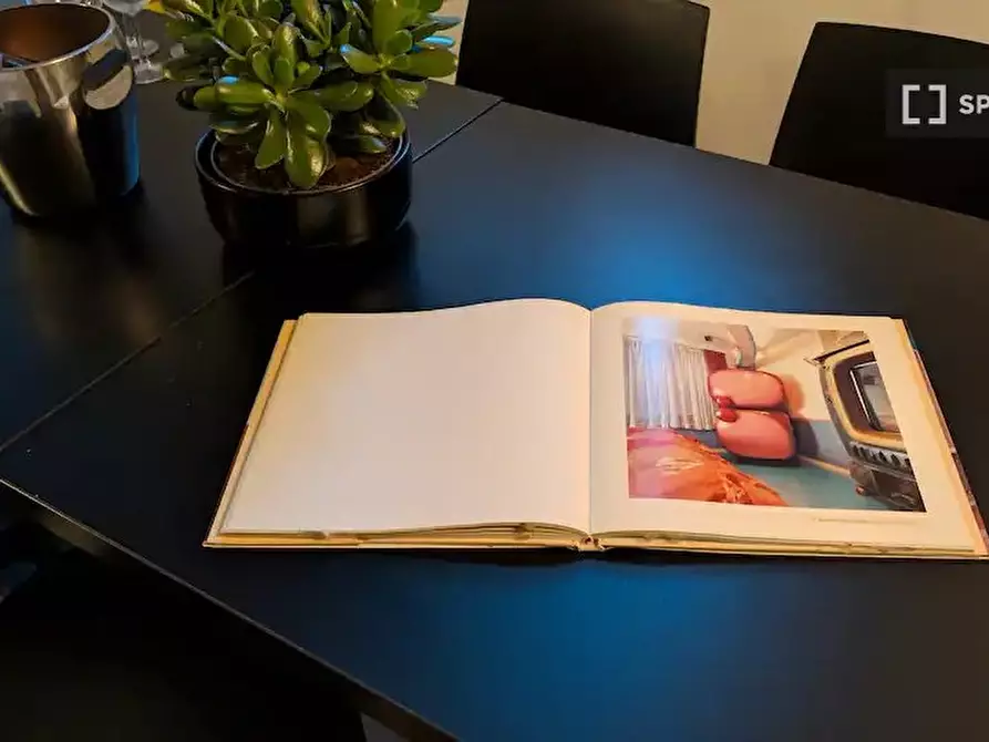 Immagine 11 di Appartamento in affitto  in Via Valtellina a Milano