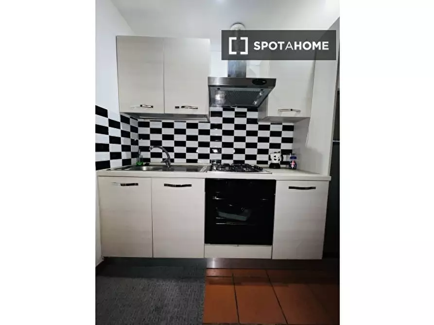 Immagine 2 di Appartamento in affitto  in Via Giovanni Antonelli a Roma