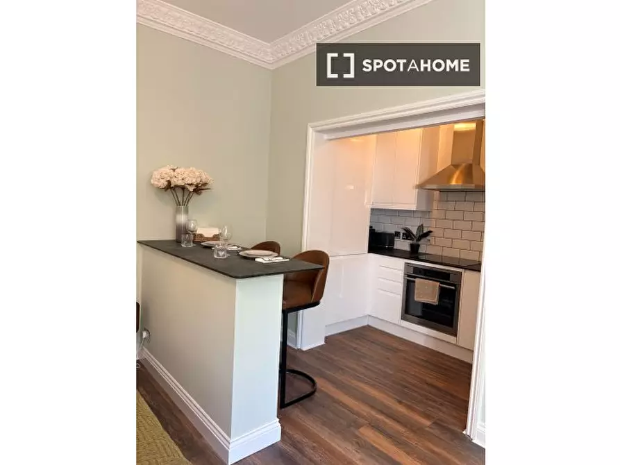 Immagine 6 di Ufficio in affitto  in Gloucester Terrace a Paddington