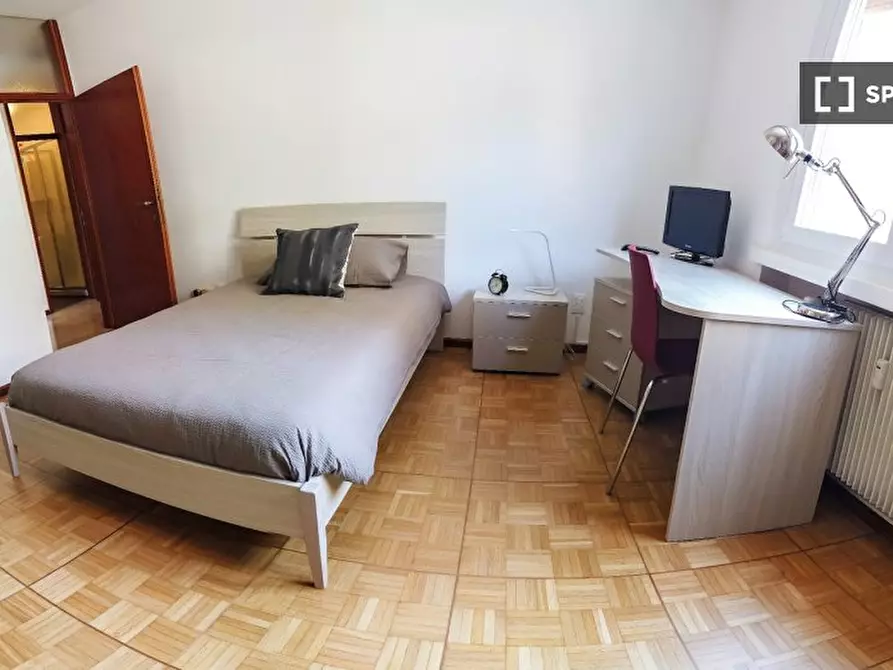 Immagine 3 di Camera condivisa in affitto  in Via Gocciadoro a Trento