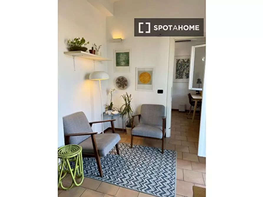 Immagine 1 di Ufficio in affitto  in Via Sebino a Milano