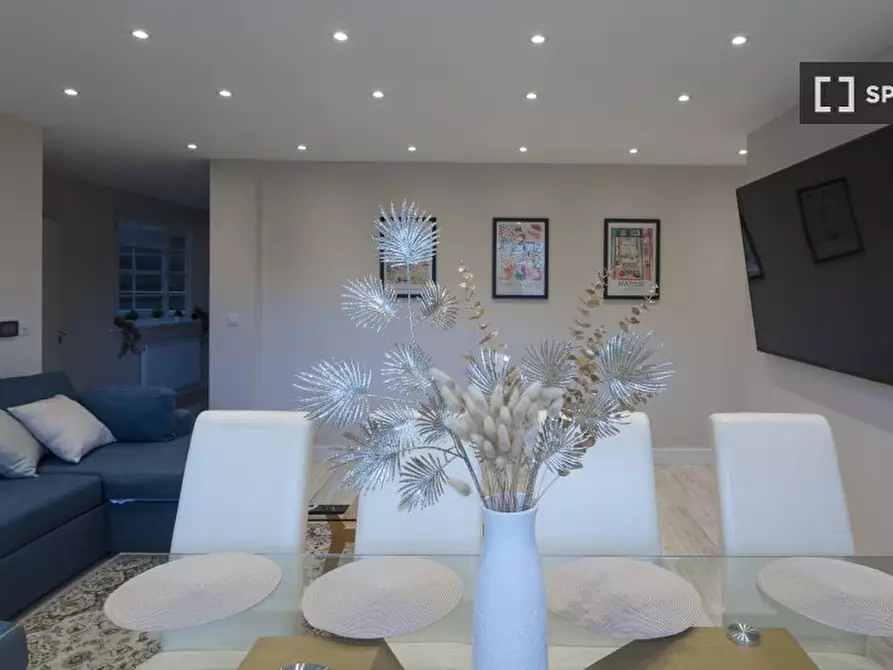 Immagine 2 di Appartamento in affitto  in Marlow Court a Camden Town