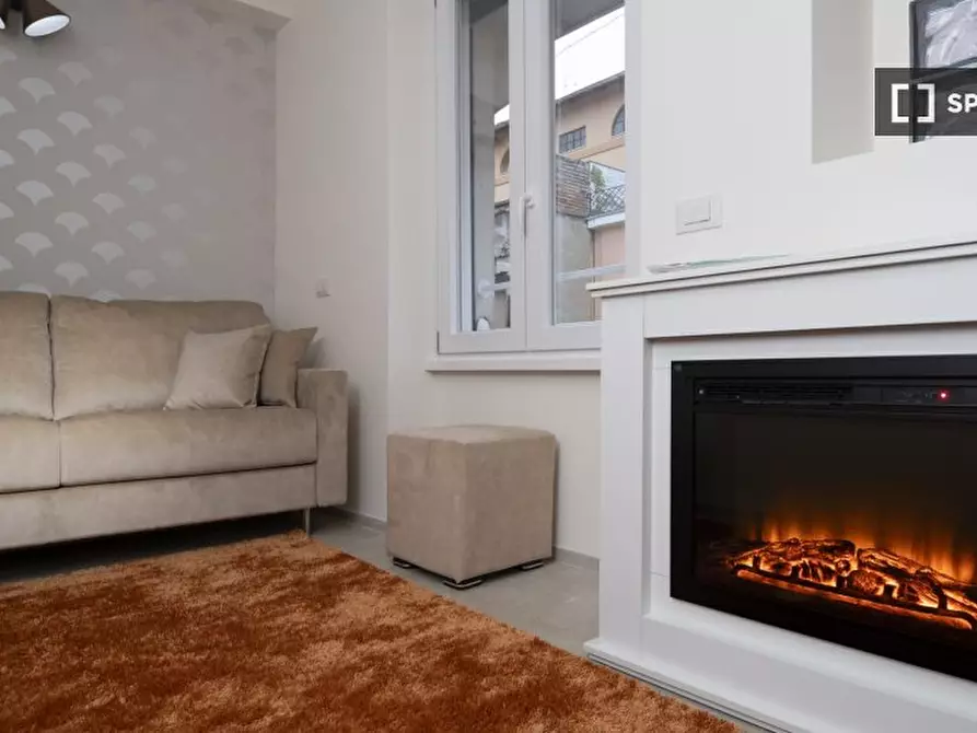 Immagine 8 di Appartamento in affitto  in Via del Falco a Roma