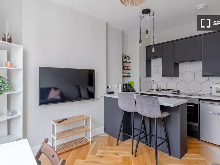 Immagine 8 di Appartamento in affitto  in Flat Cavendish Mansions a Islington